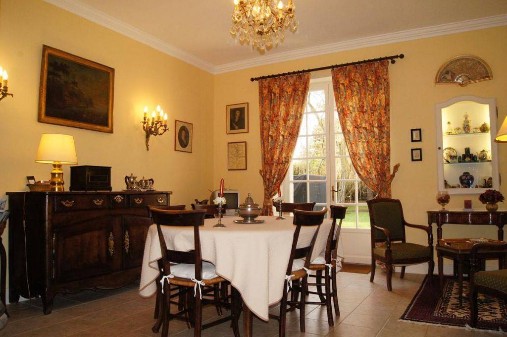 Chambres d'hôtes "La Petite Ville Mallet" - Chambre Fleurie in Paramé, Saint-Malo