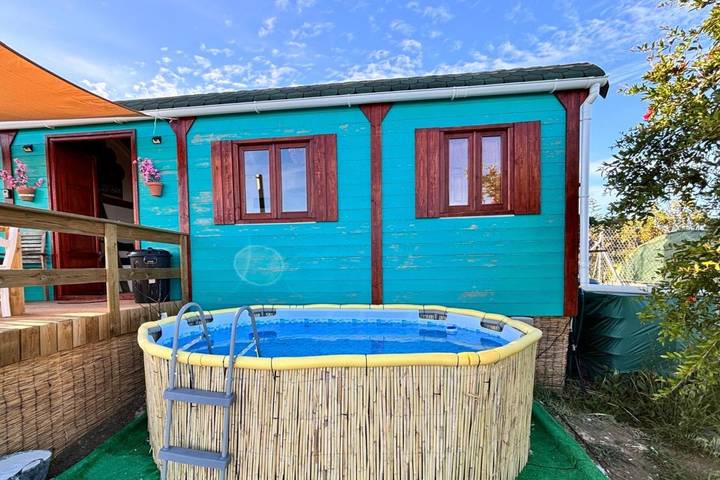 Casa rural para 4 personas, con vistas al mar además de piscina y jardín, Familias con niños en Provincia de Málaga - 2