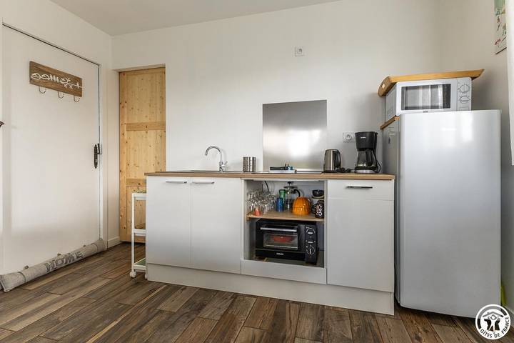 Gîte pour 2 personnes, avec jardin à Murol - 4