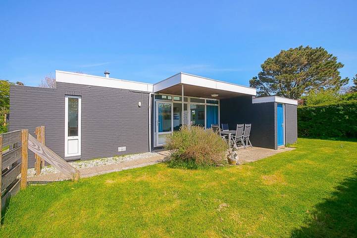Ferienhaus für 6 Personen, mit Balkon/Terrasse und Terrasse in Julianadorp