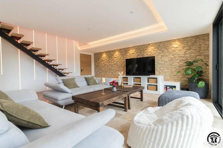 Location de vacances pour 10 personnes, avec jacuzzi et jardin à Mourvilles-Hautes - 2