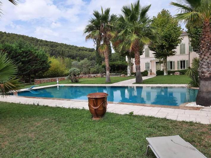 Location de vacances pour 11 personnes, avec piscine et jardin à Trans-en-Provence - 3