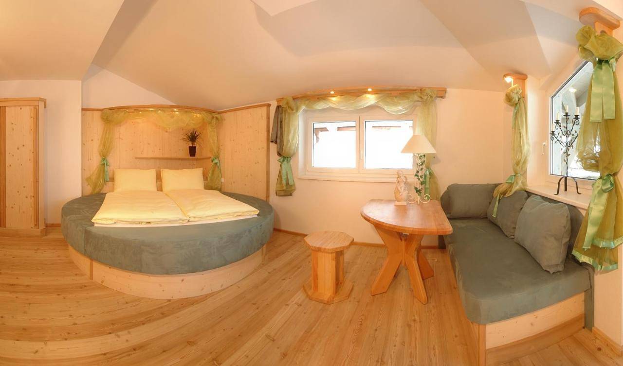 Bed & Breakfast Landhaus Strasser in Söll, Kaisergebirge