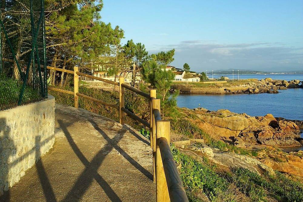 Apartamento entero, Descubrir y disfrutar en familia.<br>Mar - Monte y gastronomia in Riveira, Rias Baixas