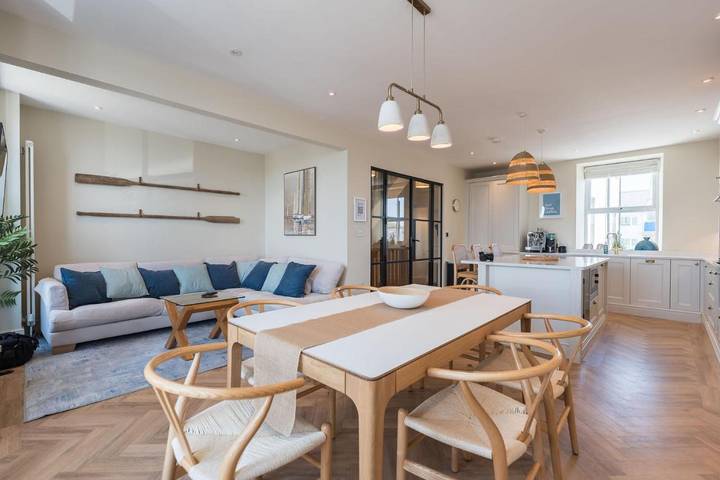 Holiday rental for 6 people, with hot tub, with pets in Rhosneigr