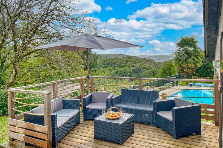 Location de vacances pour 6 personnes à Beauregard-de-Terrasson
