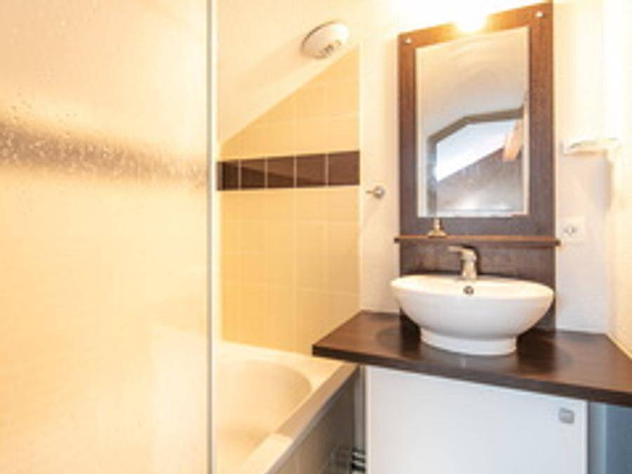 Résidence Les Gentianes - Vacancéole - Appartement 4 personnes - Appartement 2 pièces 4 personnes - Velux uniquement in Gresse-en-Vercors, Parc naturel régional du Vercors