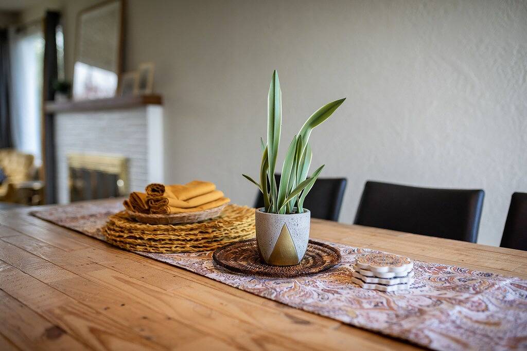 The Fika House- Mid Century Boho-Perfect Location! in Port Angeles, Hurricane Ridge