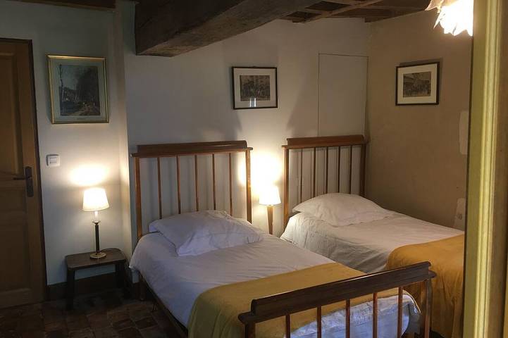 Location de vacances pour 9 personnes, avec jardin, animaux acceptés à Brunelles - 3