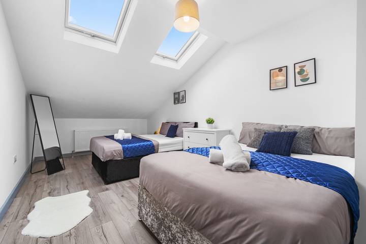 Vacation apartment for 5 people, kid friendly in Leeds