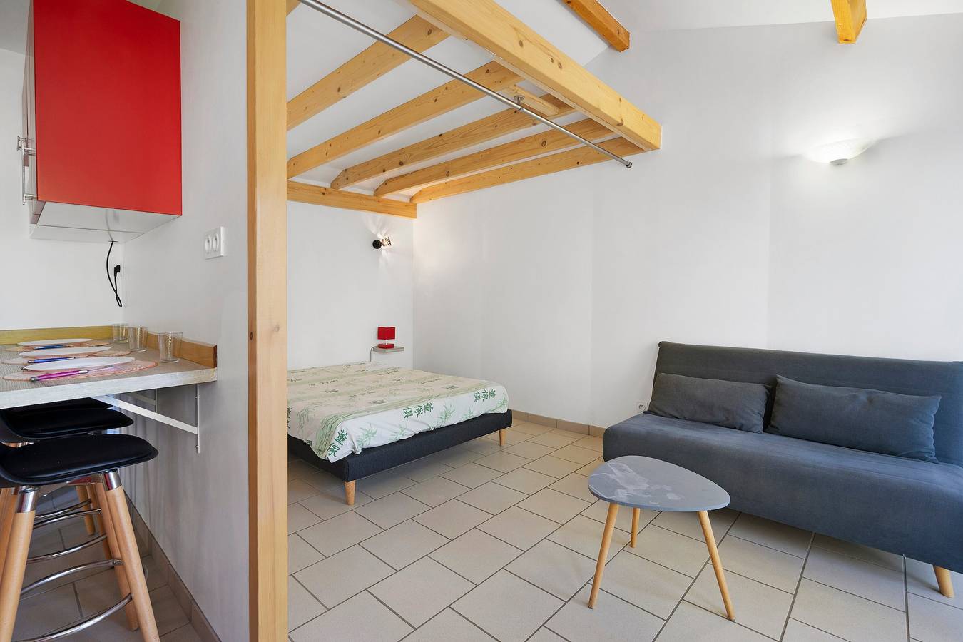 Studio entier, Studio 'Bonne Étoile' avec jardin privé in Saint-Georges-de-Didonne, Région de Rochefort