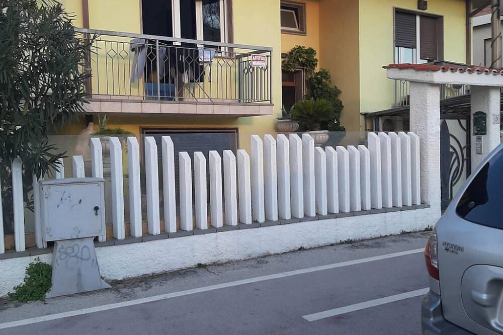 Entire apartment, Homerez - Peaceful studio in Francavilla al Mare in Francavilla al Mare, Chieti Province