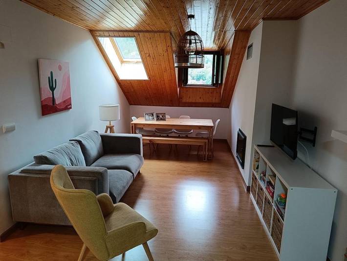 Apartamento para 5 personas, con Jardín y Vistas en Bielsa