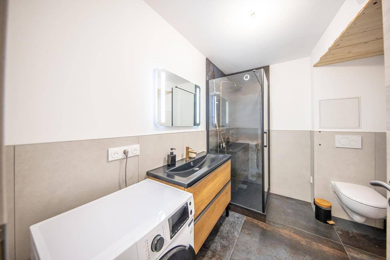 Appartement entier, Appartement rénové totalement - Vue sur jardin - 52 m² in Houdemont, Région de Nancy