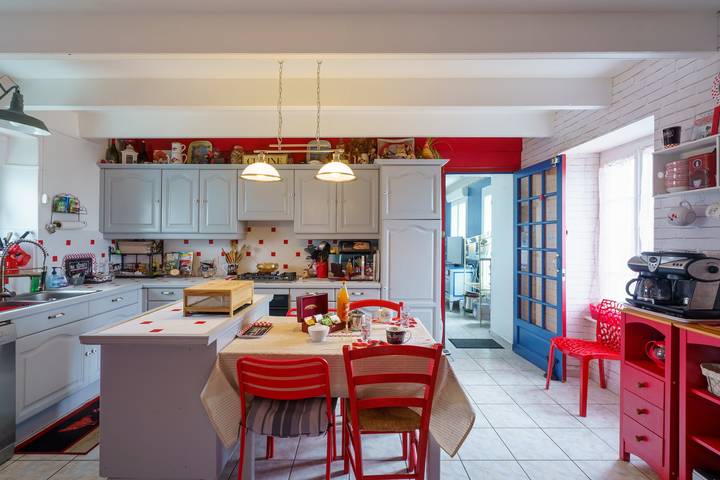 Location de vacances pour 12 personnes, avec jardin à Primelin - 4