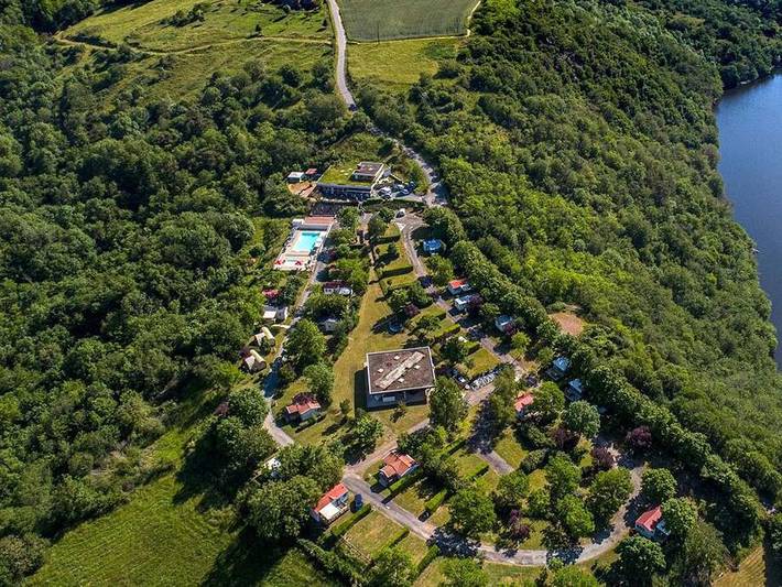 Chalet pour 2 personnes, avec bassin pour enfant et sauna dans Massif central - 2