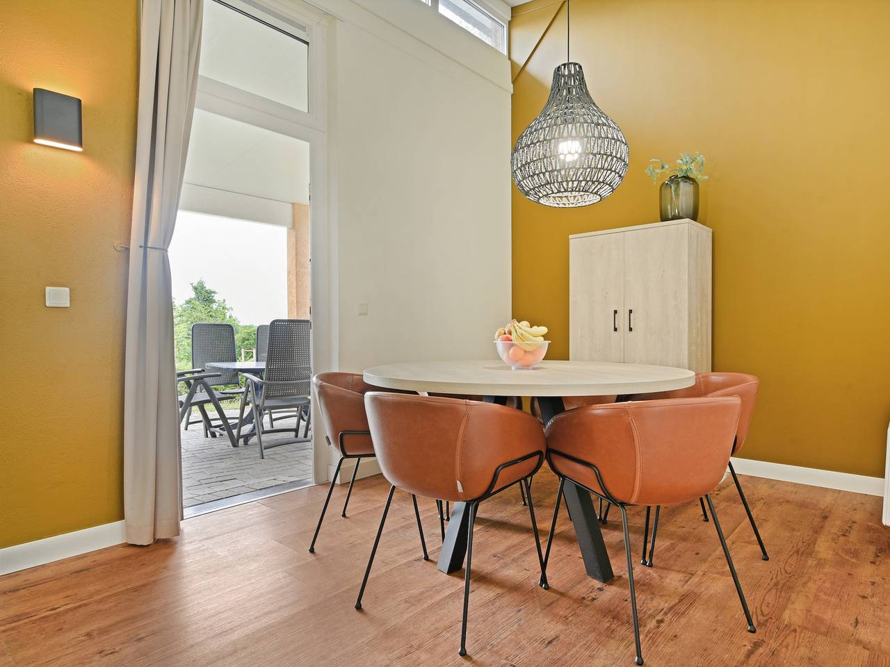 Landal Village l'Eau d'Heure — 6-persoons bungalow -  Breed Toegankelijk in Froidchapelle, Hainaut