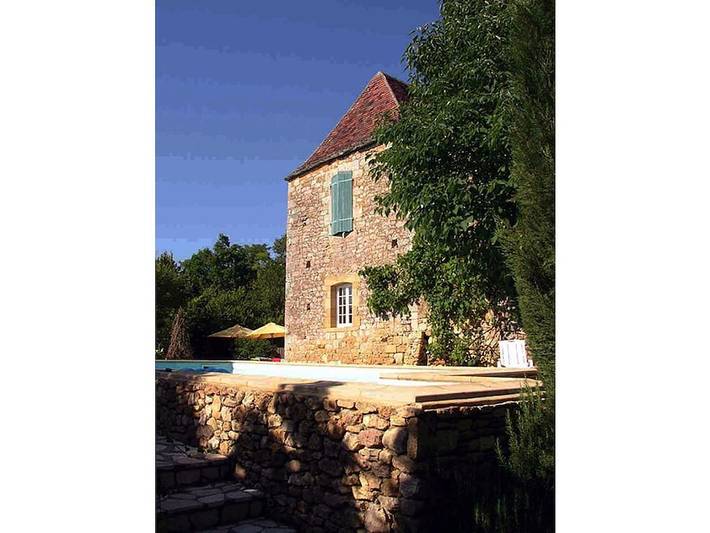 Gîte pour 2 personnes, avec Terrasse ainsi que Jardin et Piscine