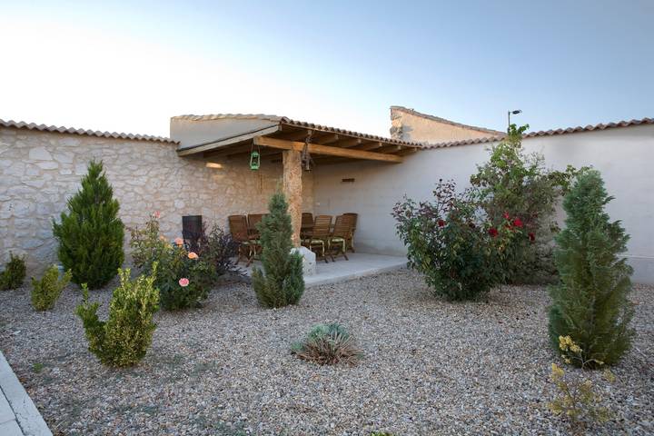 Casa rural para 10 personas, con Jardín