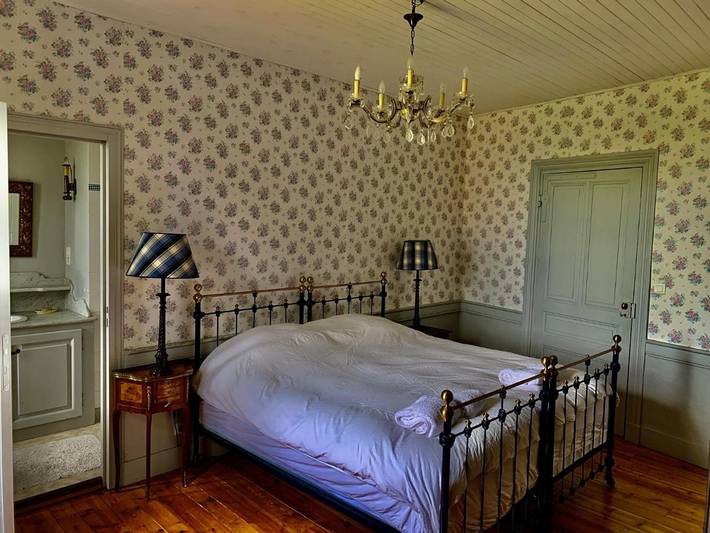 Location de vacances pour 2 personnes, avec vue et jardin à Saint-Didier-sur-Rochefort - 4