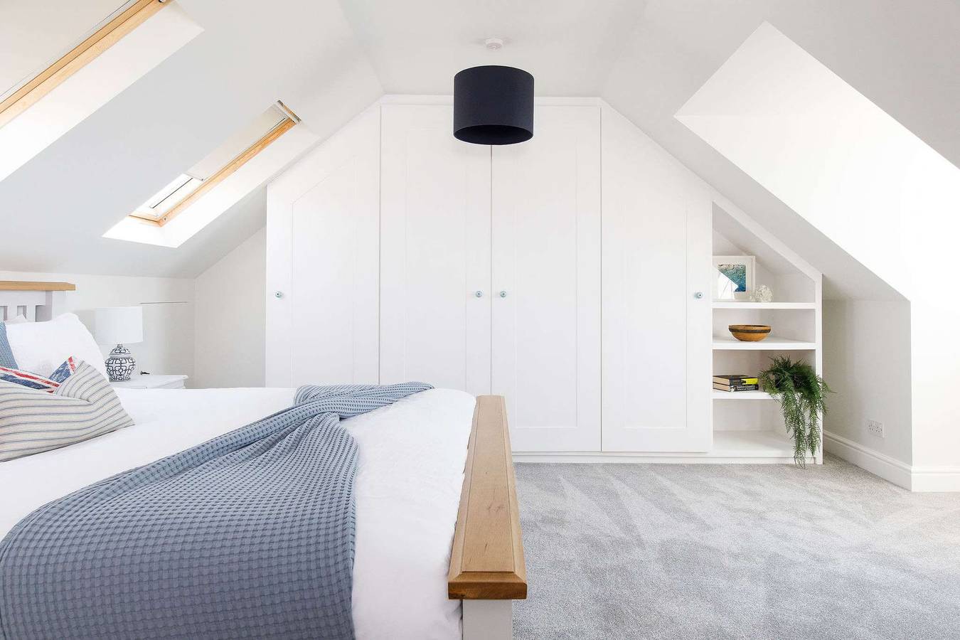 Beach house for 10 with hot tub & garden in West Wittering, West Sussex