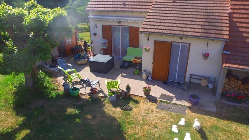 Location de vacances pour 7 personnes, avec terrasse et jardin, adapté aux familles à Saint-Romain-sur-Cher