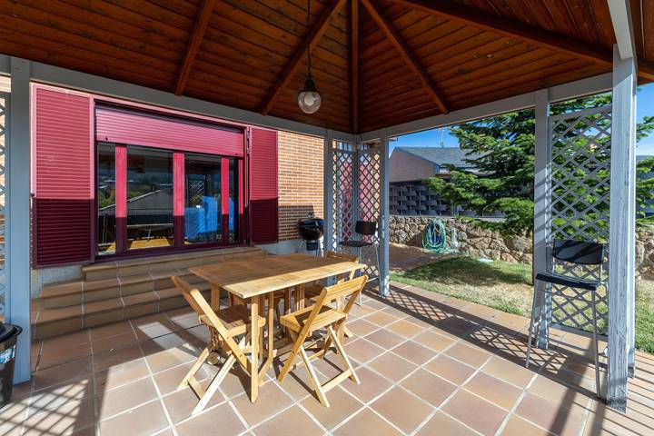 Casa de vacaciones para 7 personas, con jardín y balcón en Comarca de Segovia - 2