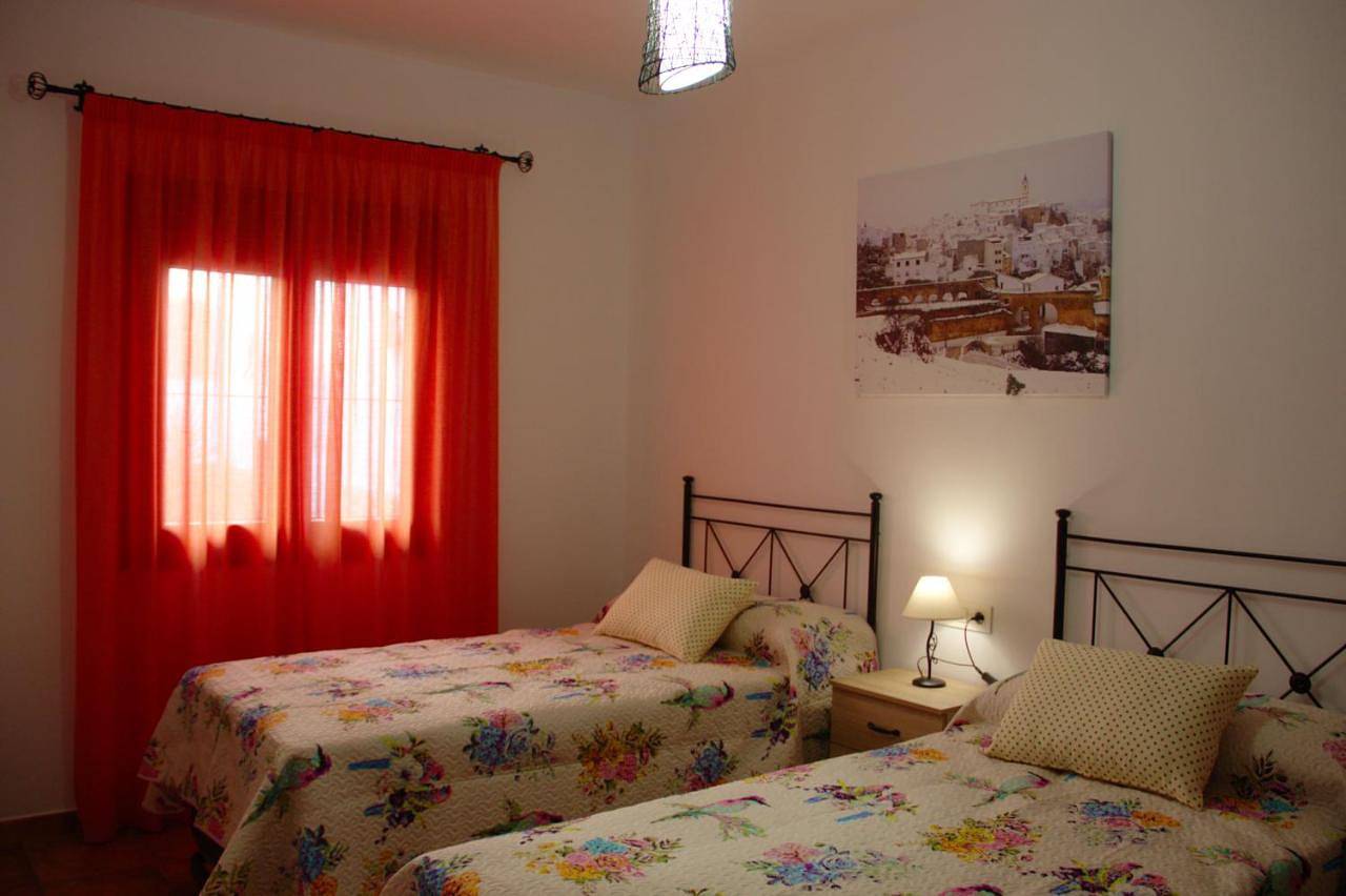 Four-Bedroom House in Yunquera, Sierra de las Nieves