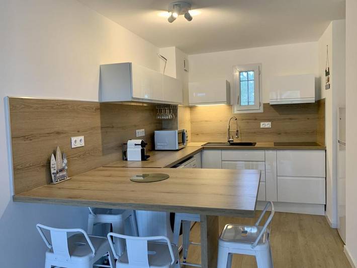 Location de vacances pour 5 personnes, avec jardin ainsi que jacuzzi et piscine dans Plage La Badine - 4