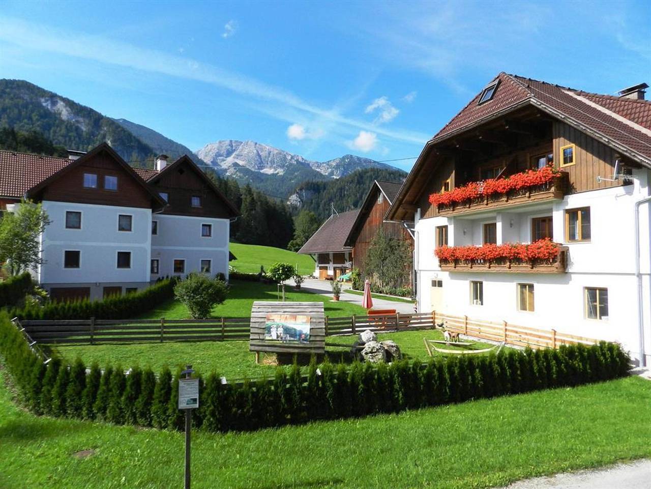 Ganze Ferienwohnung, Baby- und Kinderbauernhof Riegler - Fewo "Seespitz"/1 Schlafraum/Dusche, Wc in Roßleithen, Totes Gebirge