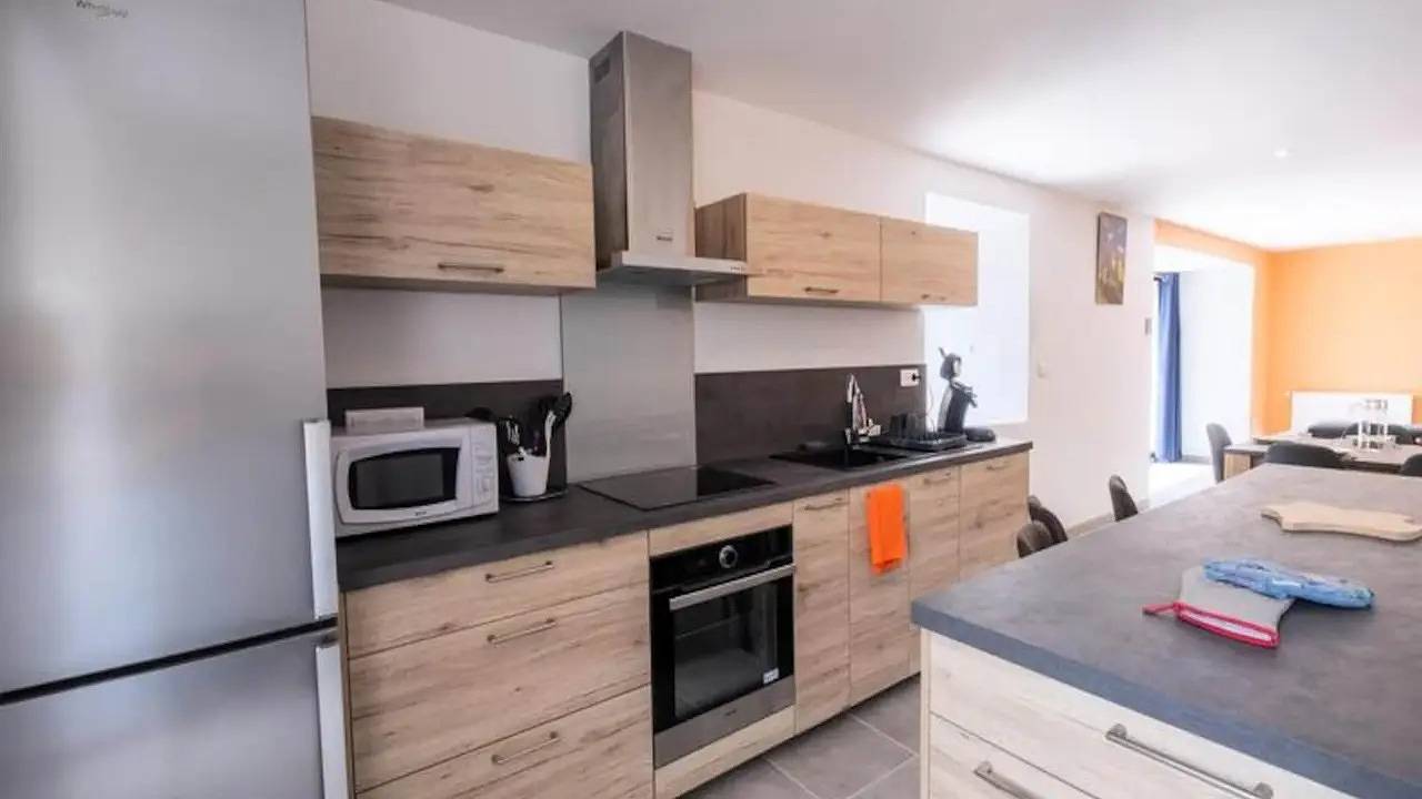 Appartement de vacances entier, Appartement de vacances pour 7 personnes avec terrasse in Cubières, Parc national des Cévennes