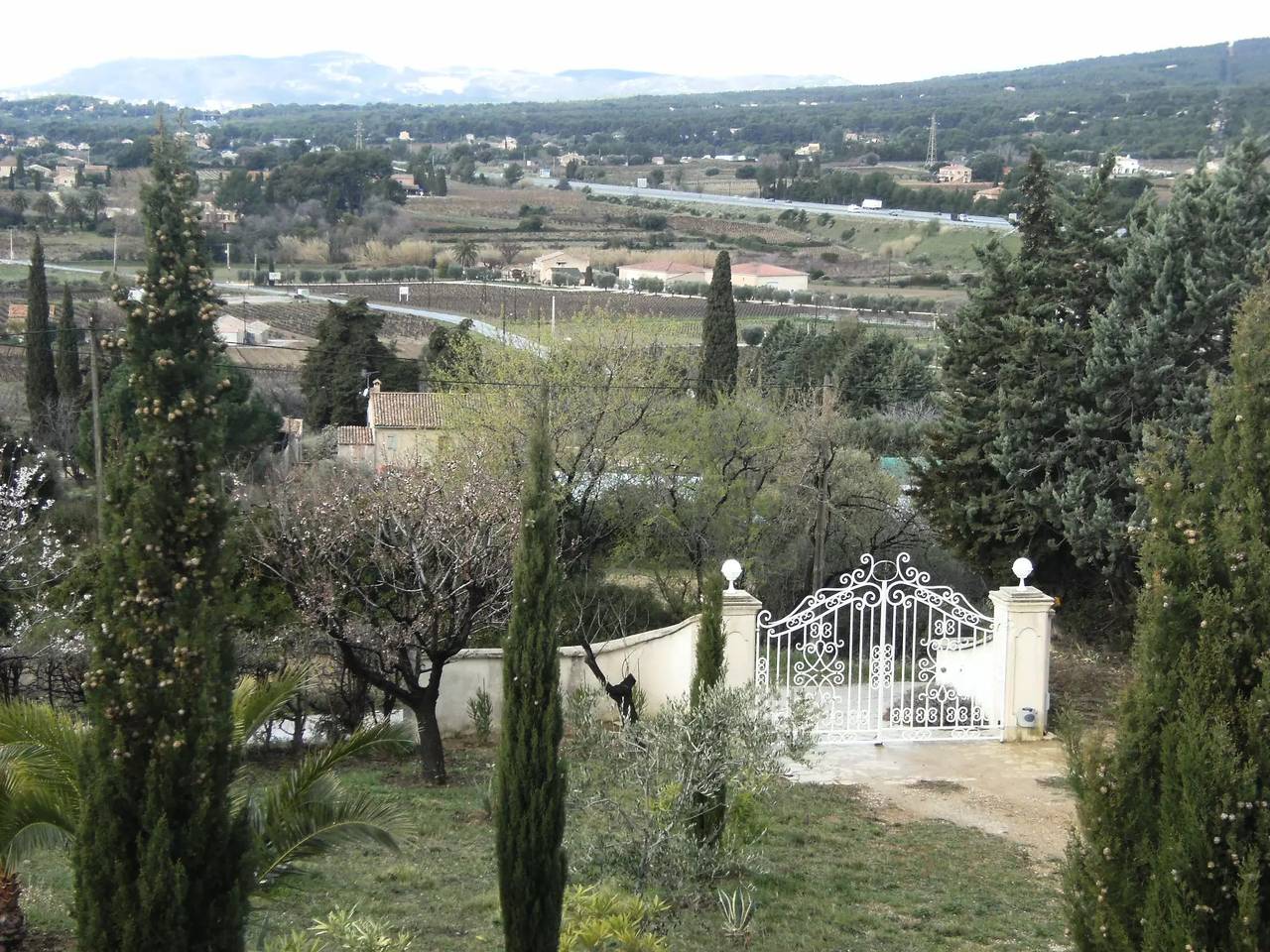Apartamento entero, 3 estancias 4 Personas in La Cadière-d'Azur, Region de Toulon