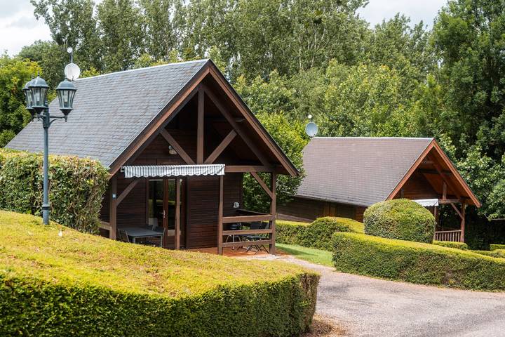 Feriehus for 8 personer, med hage, dyr tillatt i Normandie