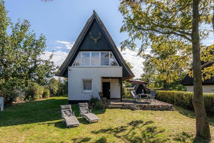 Ferienhaus mit meerblick für 4 Personen, mit Terrasse und Garten sowie Ausblick in Bastorf