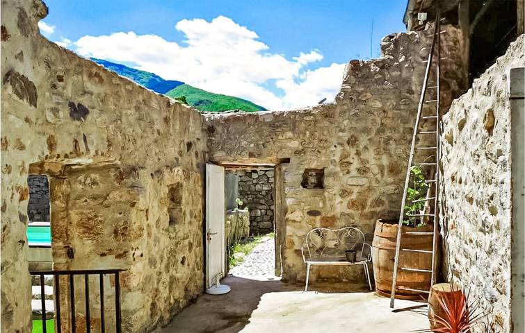 Ferienhaus für 6 Personen, mit Pool und Terrasse, mit Haustier in der Ardèche - 2