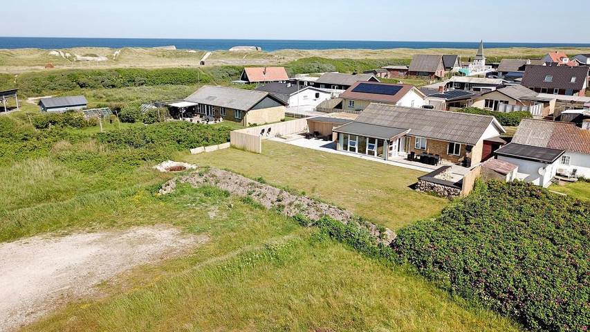 Villa for 7 personer, med balkon/terrasse i Thyborøn