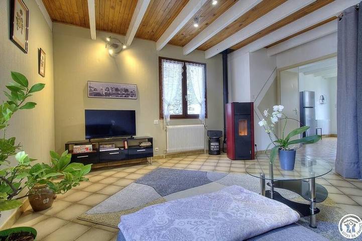 Location de vacances pour 4 personnes, animaux acceptés dans Jujurieux - 2