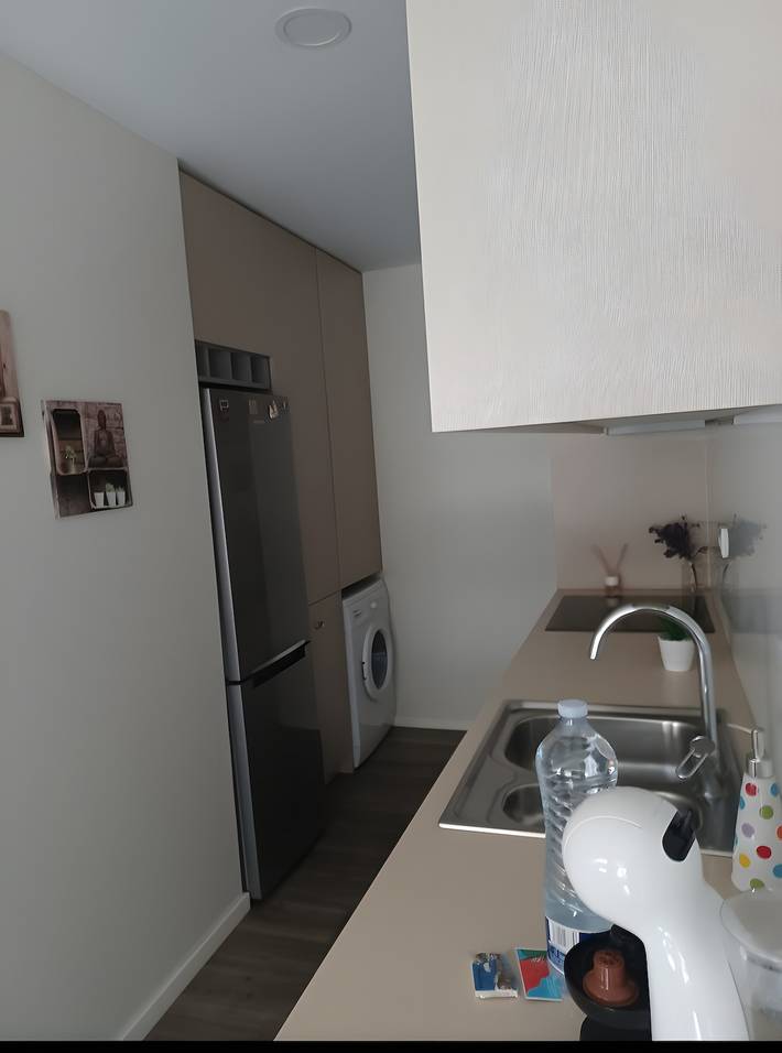 Entire apartment, Fj Accommodation – Póvoa de Varzim: Comfort and Prime Location by the Beach in Povoa de Varzim, Porto District