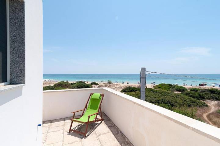 B&b per 3 persone, con Terrazza e Giardino nonché Panorama a Lido Marini