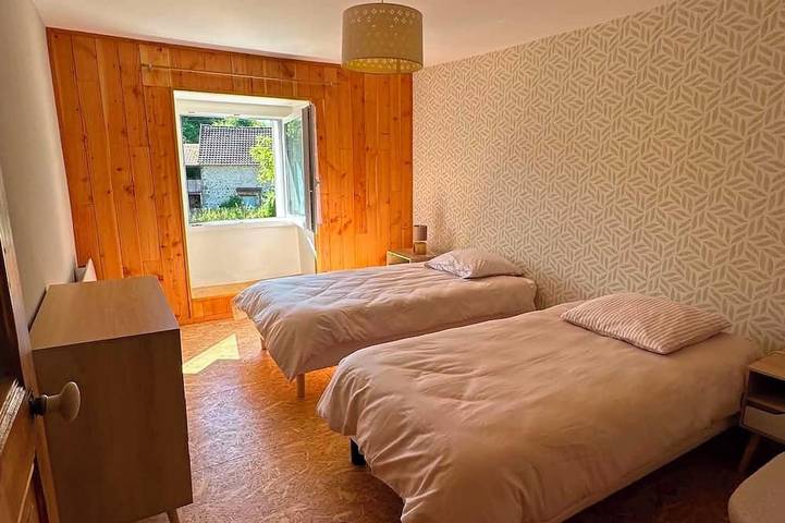🏡 Le Petit Nid Douillet du Héron | 6-7 pers | Animaux bienvenus in Felletin, Parc Naturel Régional de Millevaches en Limousin