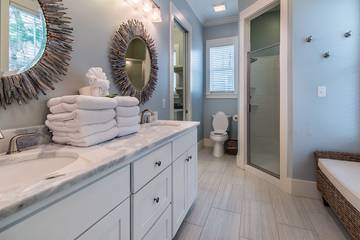 Vacation House for 10 Guests in Rosemary Beach, Emerald Coast, Picture 4