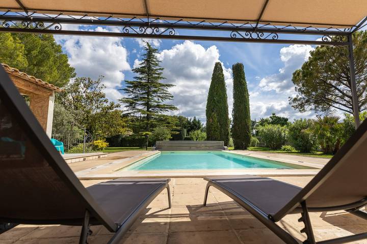 Maison de vacances pour 6 personnes, avec Terrasse ainsi que Jardin et Piscine