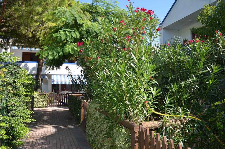Bungalow für 8 Personen, mit Balkon in Bibione - 4