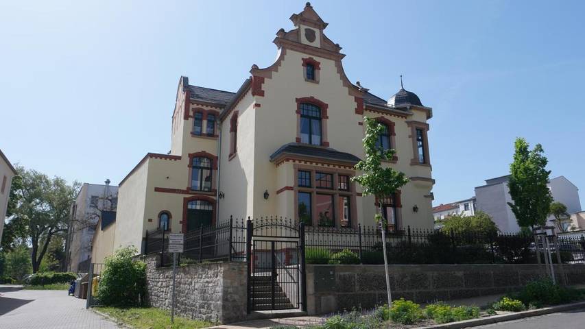 Ferienwohnung für 4 Personen, mit Terrasse und Ausblick in Merseburg