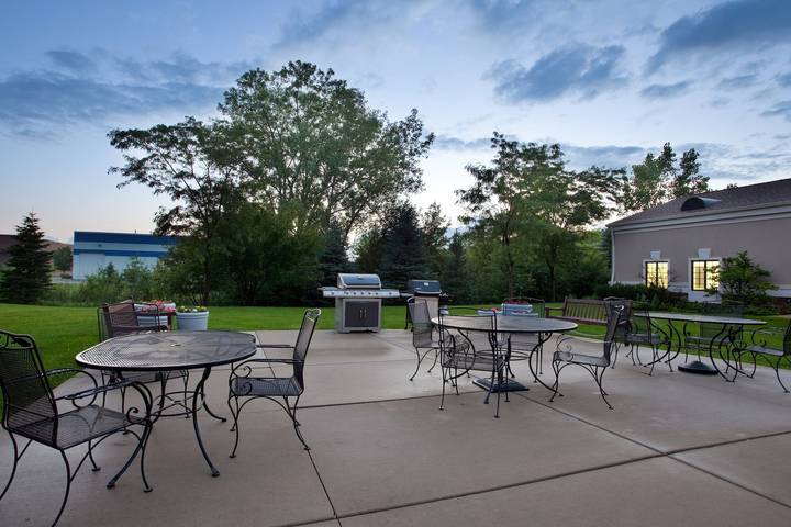 Studio entier, Studio pour 2 personnes avec piscine in Lincolnshire (États-Unis), Comté de Lake (IL)