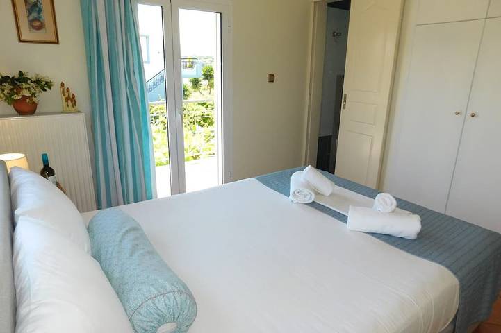 Location de vacances pour 12 personnes, avec Balcon et Jardin dans Almirida - 3