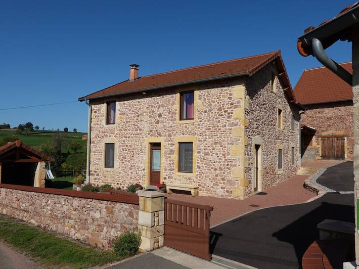 Gîte pour 8 personnes, avec Balcon ainsi que Terrasse et Jardin