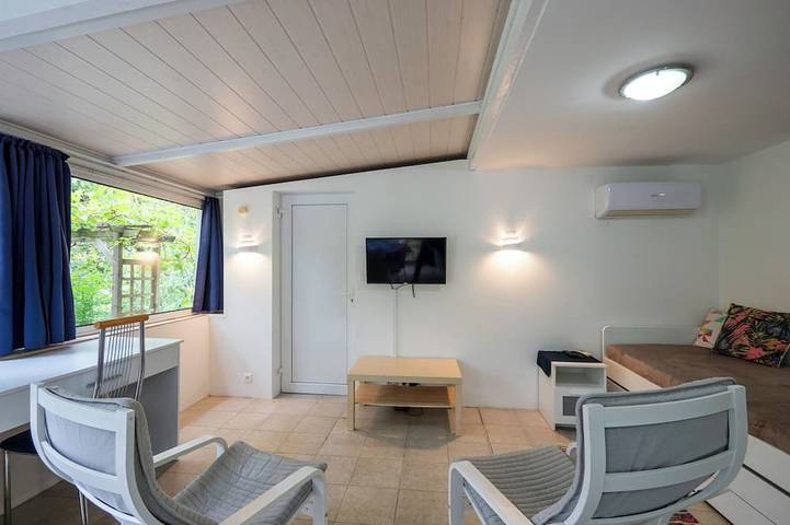 Gîte pour 4 personnes, avec piscine et jardin à Puivert - 3