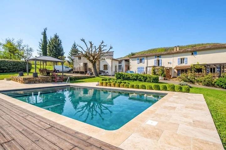 Location de vacances pour 6 personnes, avec piscine, animaux acceptés à Saint-Benoît