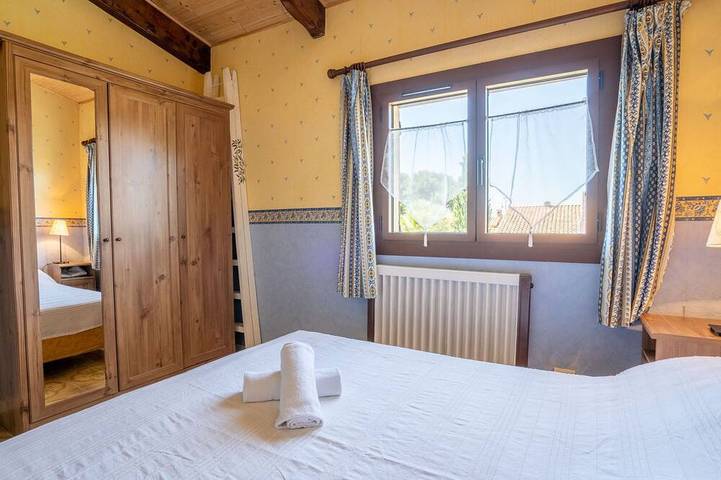 Location de vacances pour 6 personnes, animaux acceptés dans Plage de la Madrague - 4